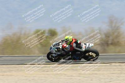 media/Apr-20-2025-CVMA (Sun) [[39090e8767]]/Race 9-Formula LW Twins Shootout/